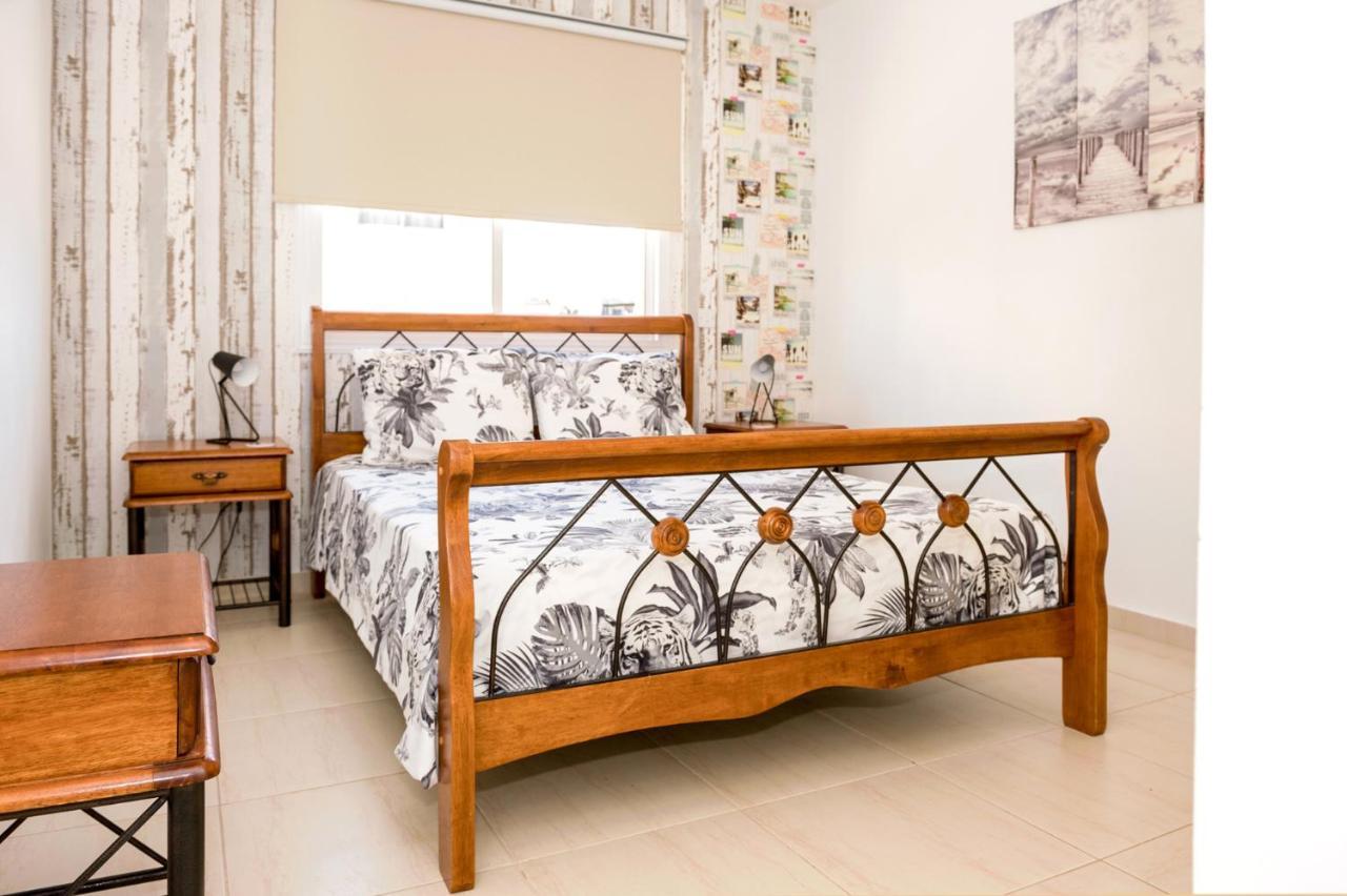 Sofia Apartment 700M Away From The Beach Paralimni Luaran gambar