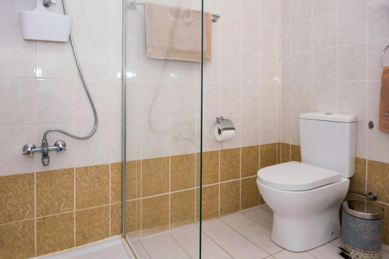 Sofia Apartment 700M Away From The Beach Paralimni Luaran gambar