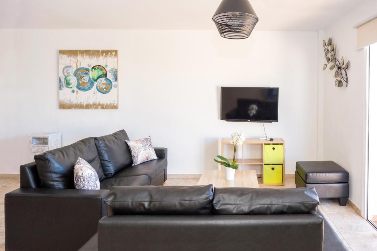 Sofia Apartment 700M Away From The Beach Paralimni Luaran gambar