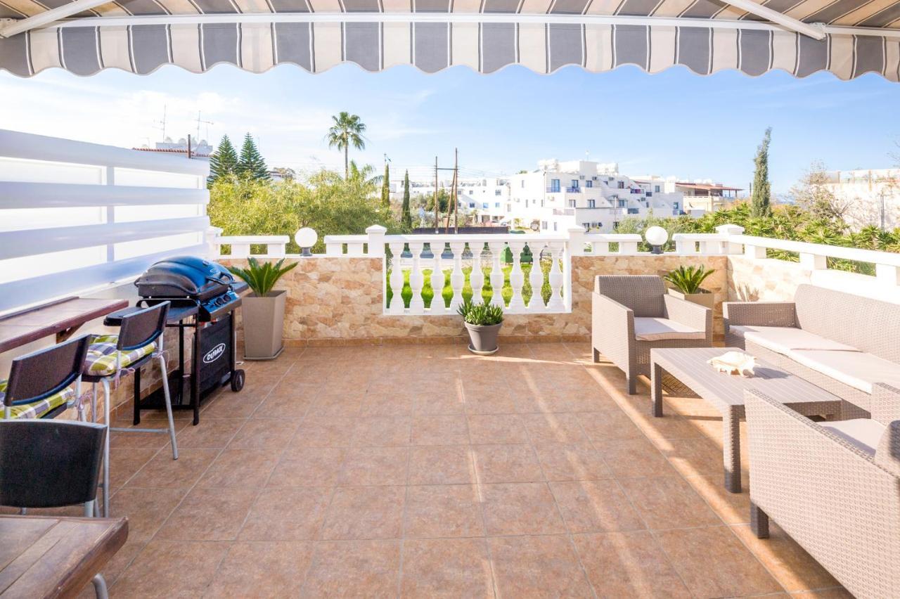 Sofia Apartment 700M Away From The Beach Paralimni Luaran gambar